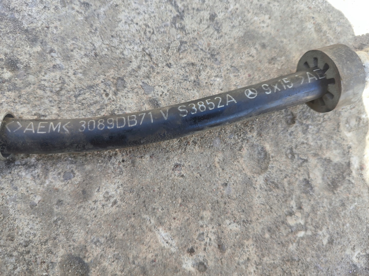 oil line Mercedes w204 1.8
