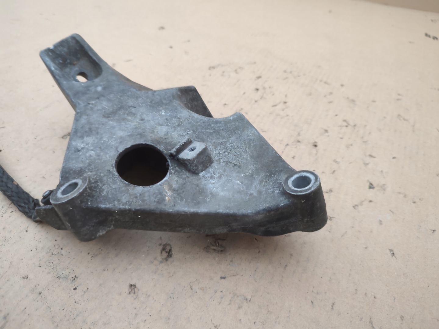 holder engine mount BMW 3 E90 E91 LIFT 6775041