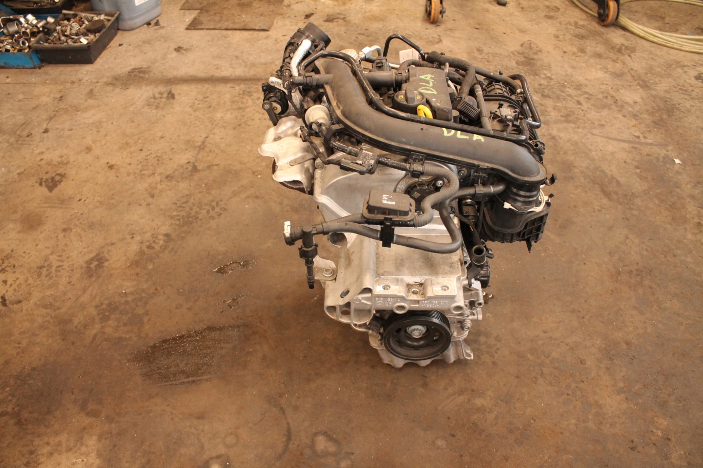 engine complete VW SKODA 1,0 TFSI DLA 10 TYSKM