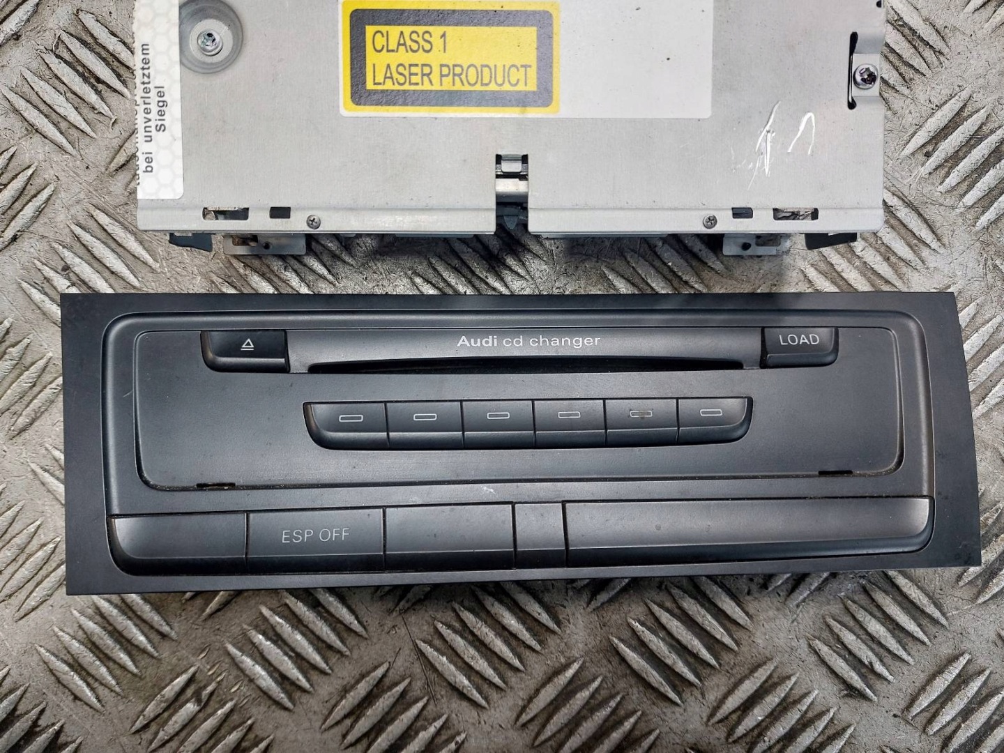 changer AUDI A5 8T 8T1035110C 8K1959673