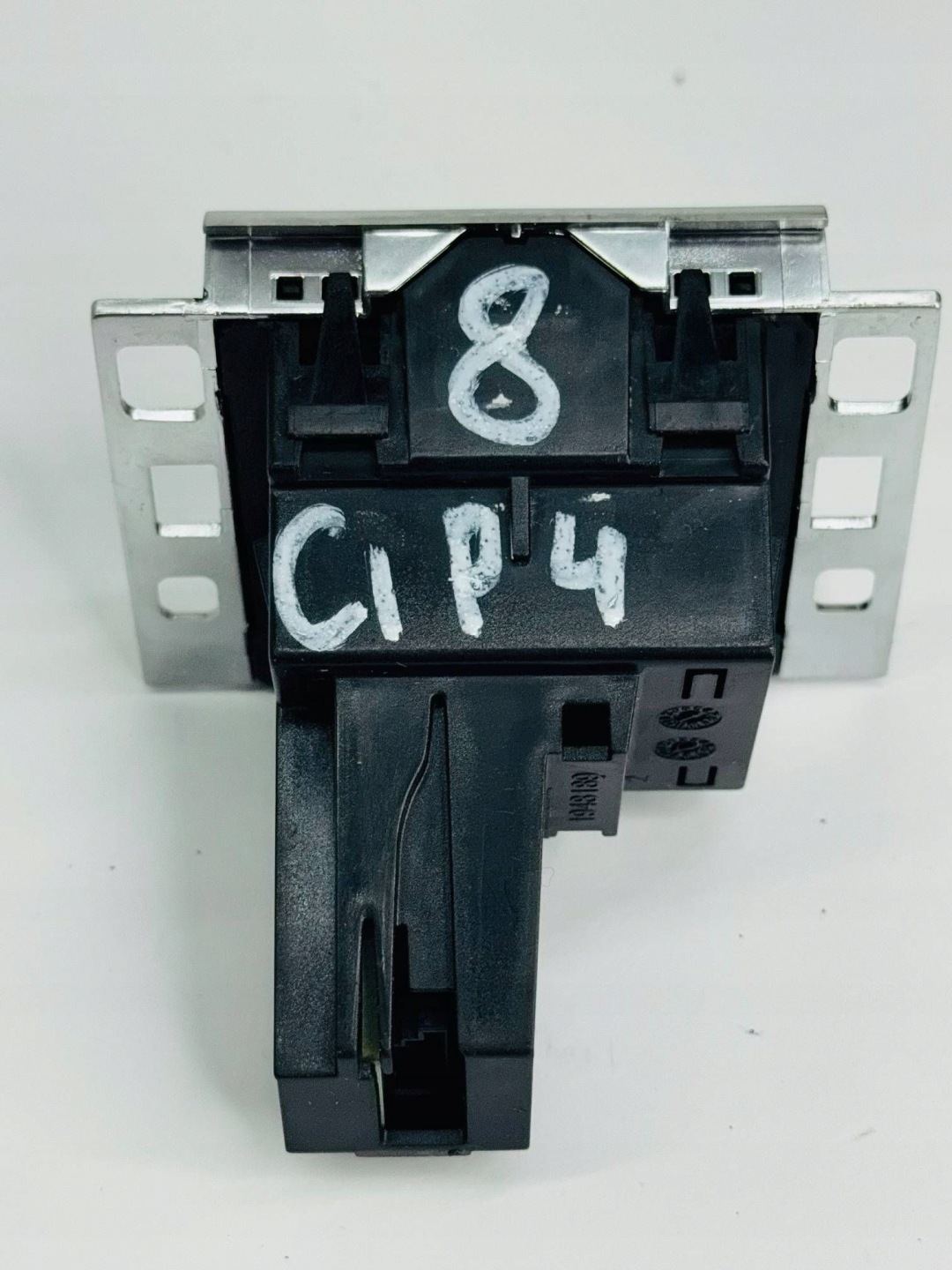 clock Volkswagen PASSAT B7 1948189 1948058-13