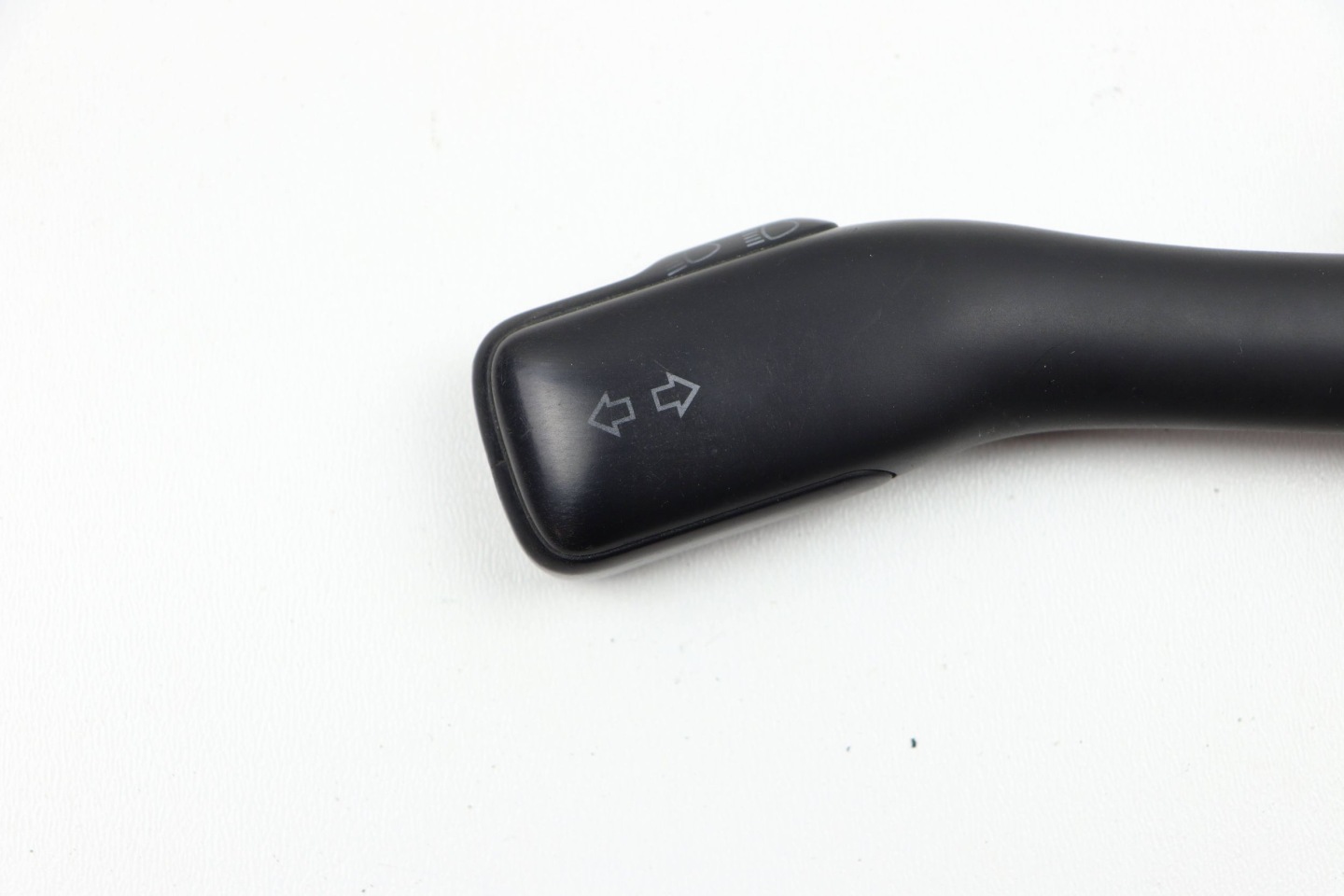 VW PASSAT B5 GOLF IV BORA Bouton Indicateurs de direction MANETKA 8L0953513G