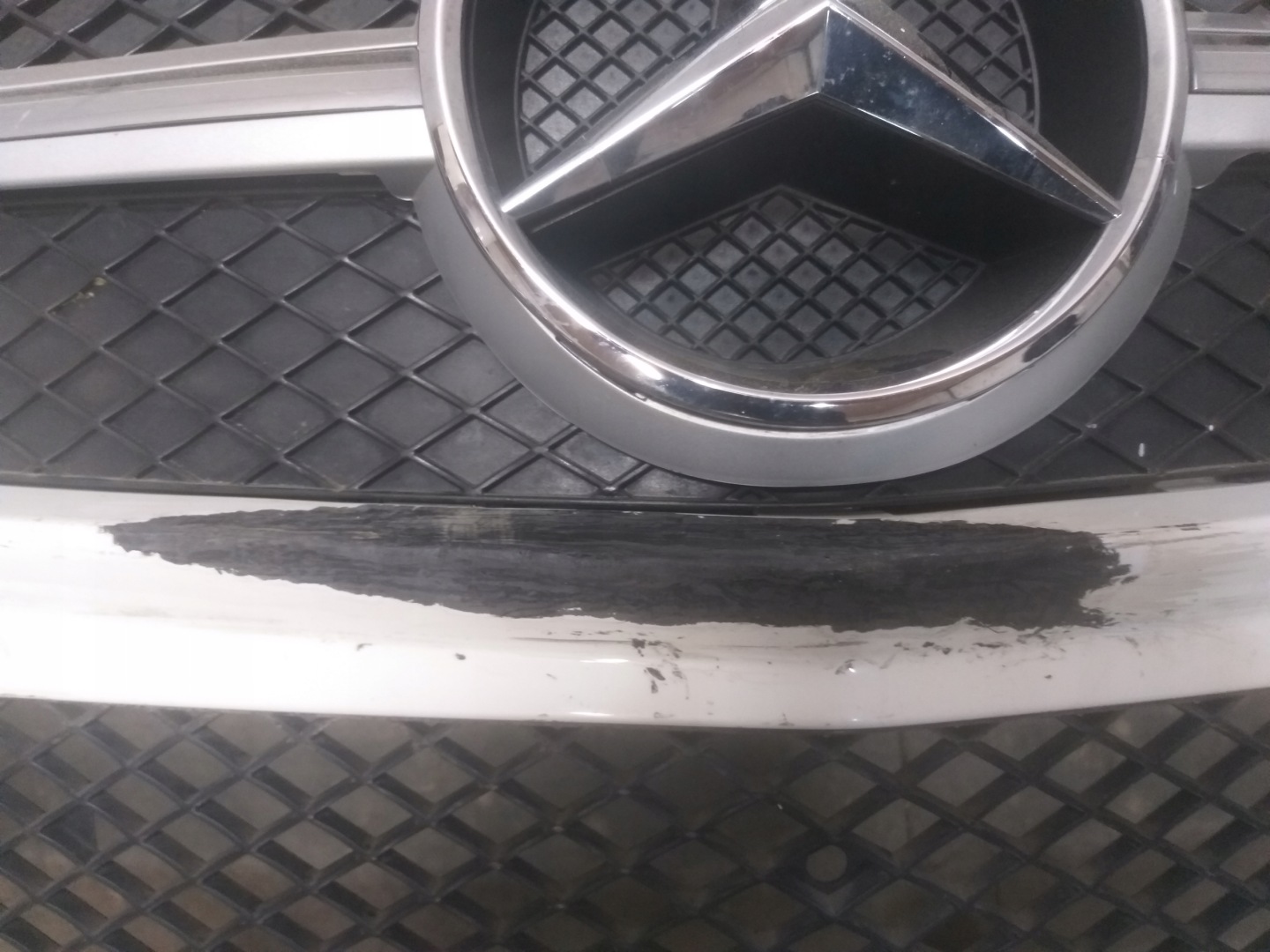 STOSSSTANGE VORNE MERCEDES SLK W172 AMG