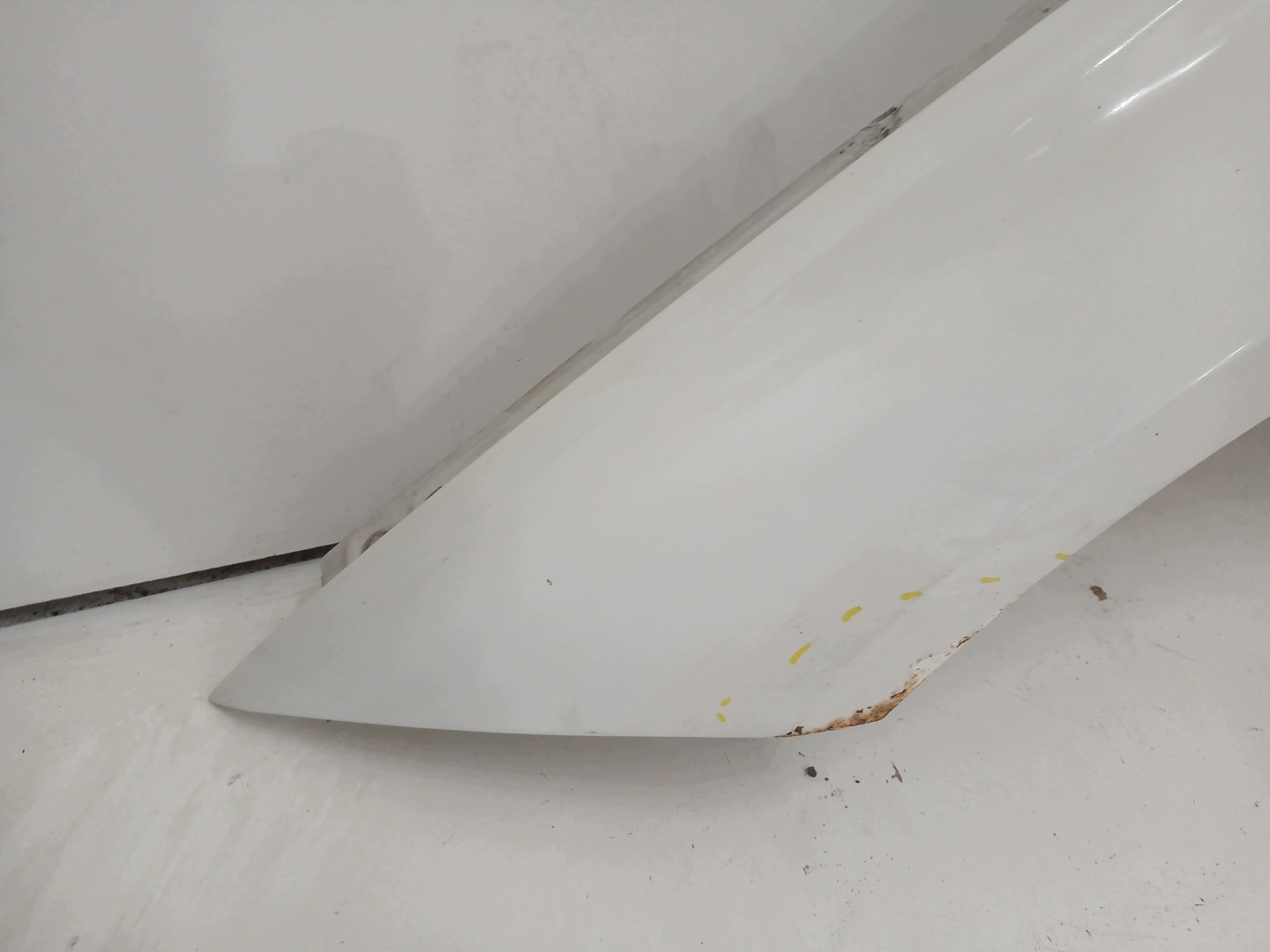 fender left front BMW F30 F31 300