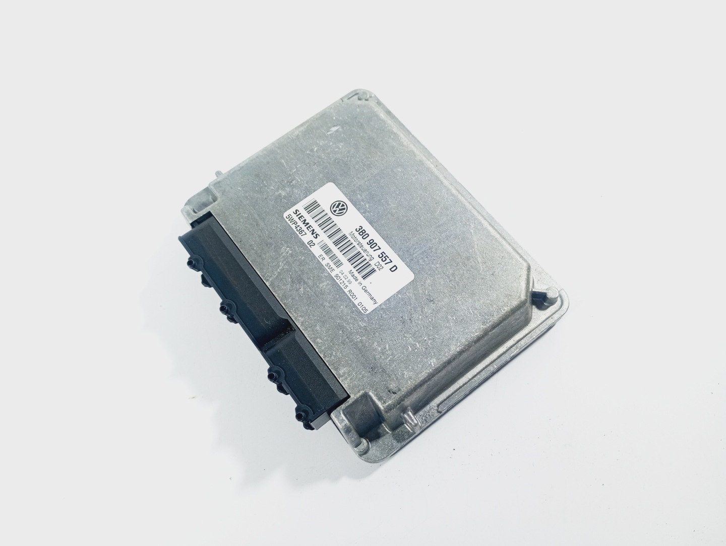 computer control unit of the engine OE 3B0907557D VW PASSAT B5 96-00