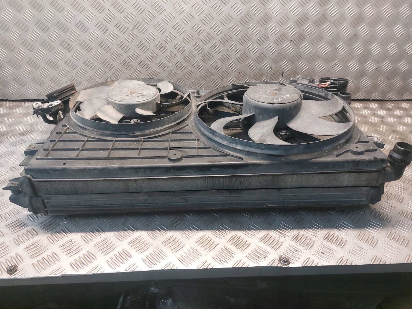 hladnjak vode klimatizacije interkuler ventilatori VOLKSWAGEN JETTA V