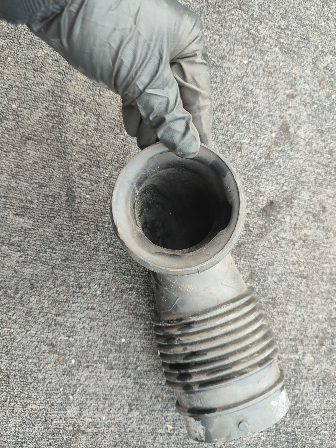 pipe wiring hose air MERCEDES SPRINTER W906 2.2 CDI A9065280024