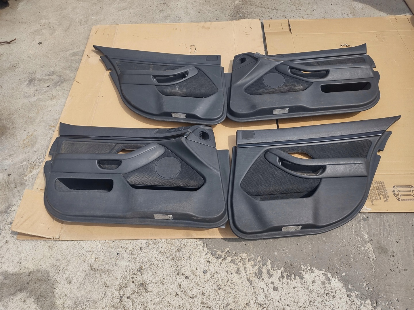 BMW E39 side upholstery left right rear part