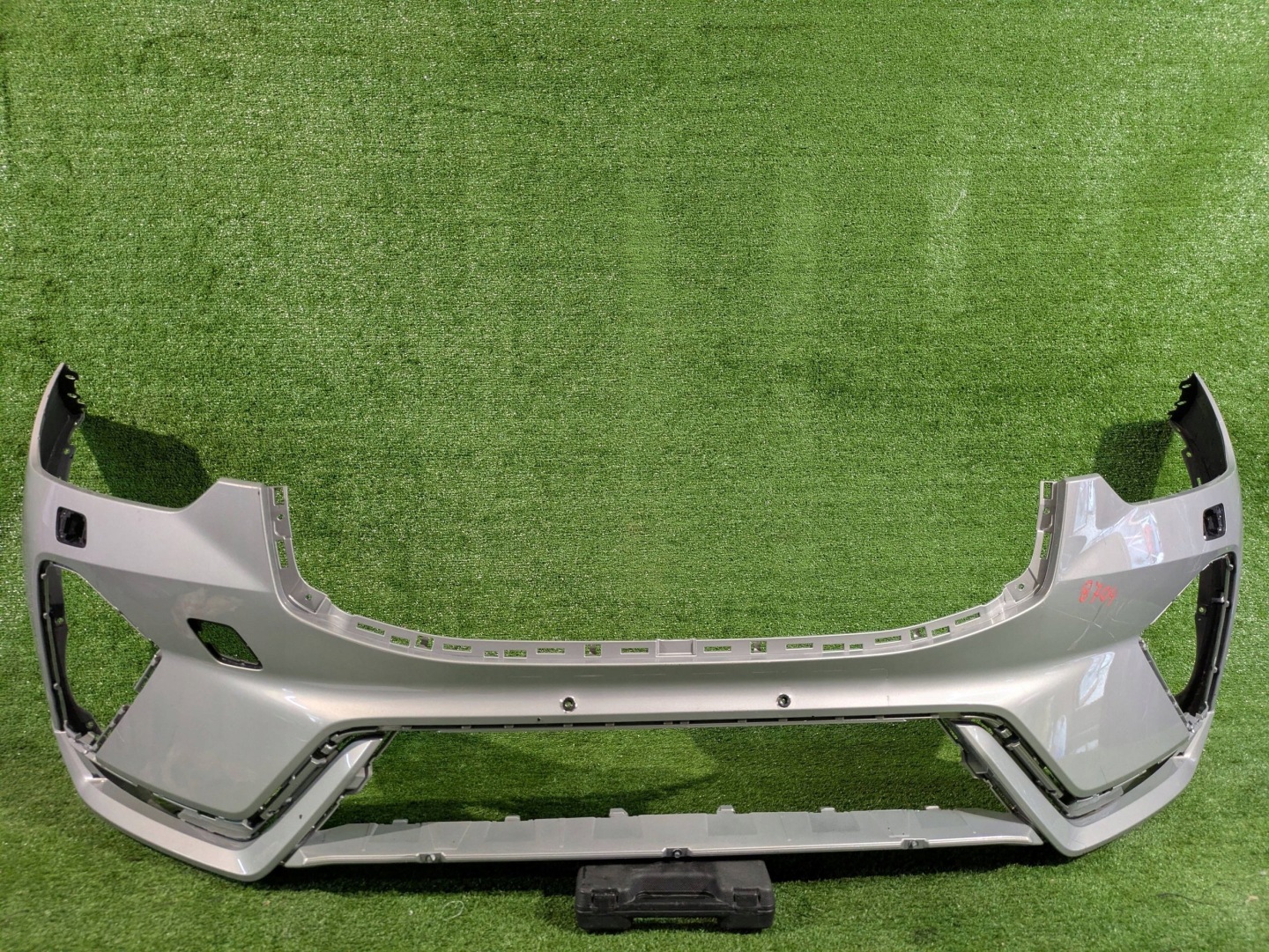 front bumper front VOLVO XC60 XC-60 II LIFT R-design 21- NR.8704