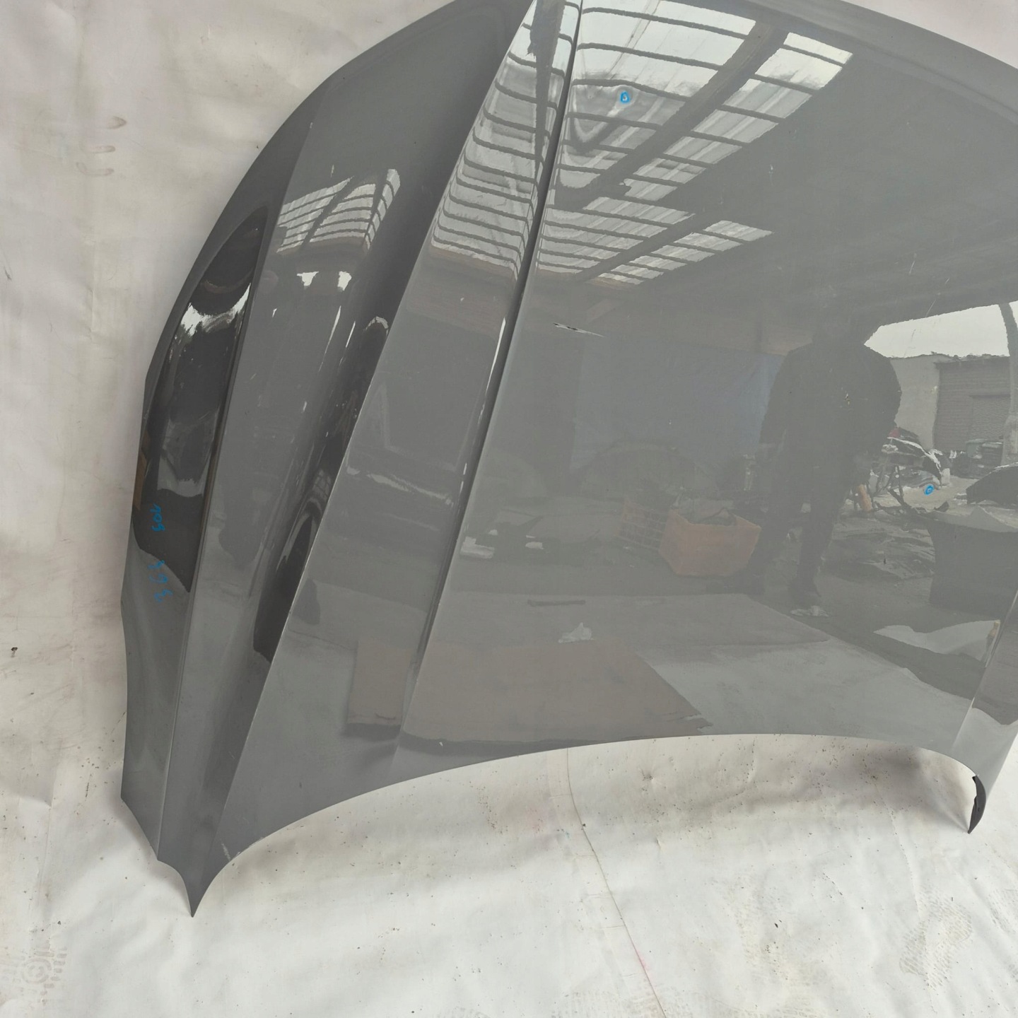VW ARTEON 17-25 Capot