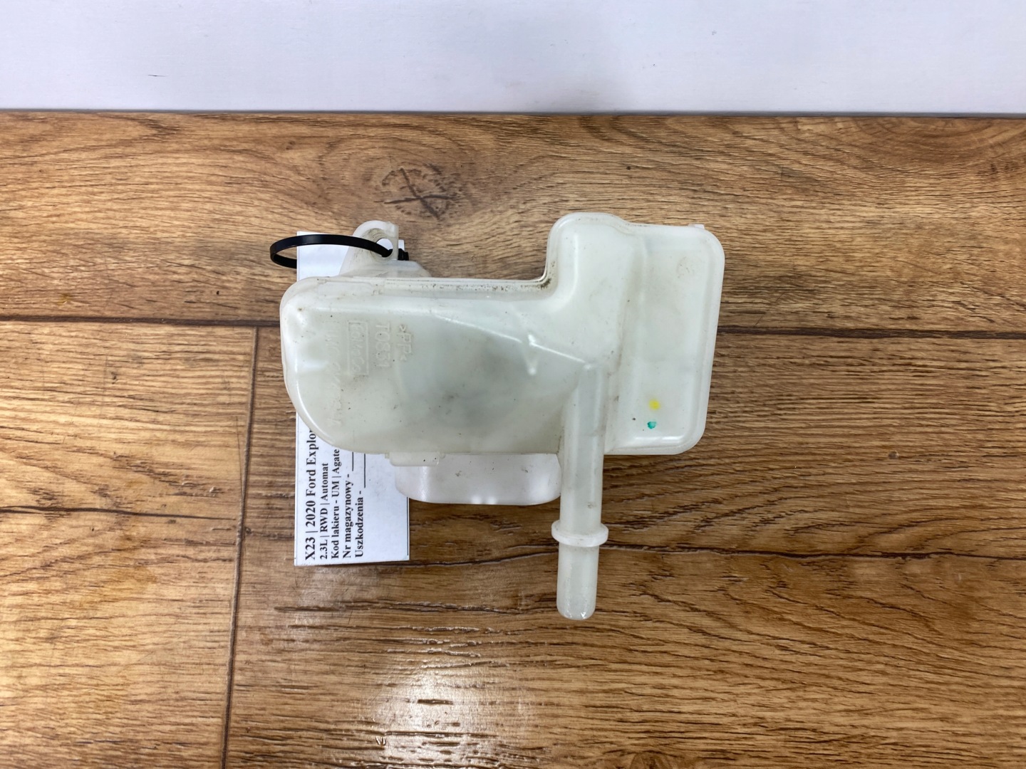 Behälter des Gasses Brems- Ford Explorer MK6 2020+ USA