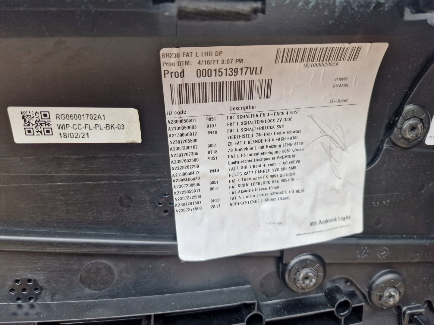 MERCEDES E-KLASA W238 COUPE CABRIO left upholstery