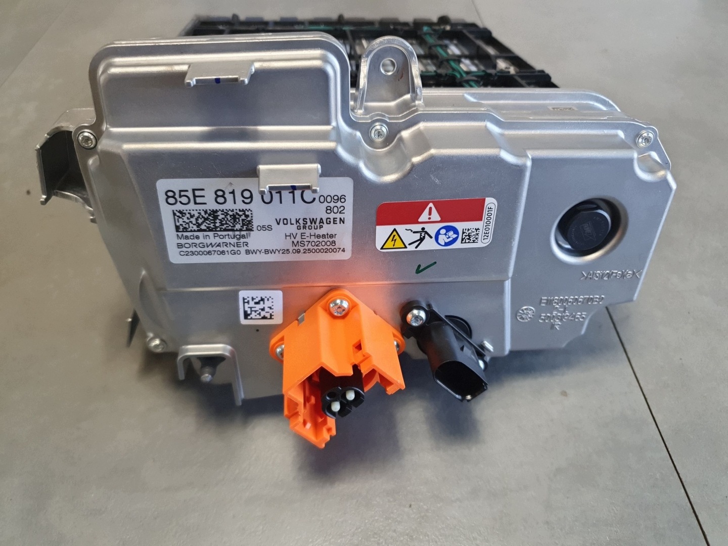 Audi Q6 e-tron ohrievač elektricka 85E819011C