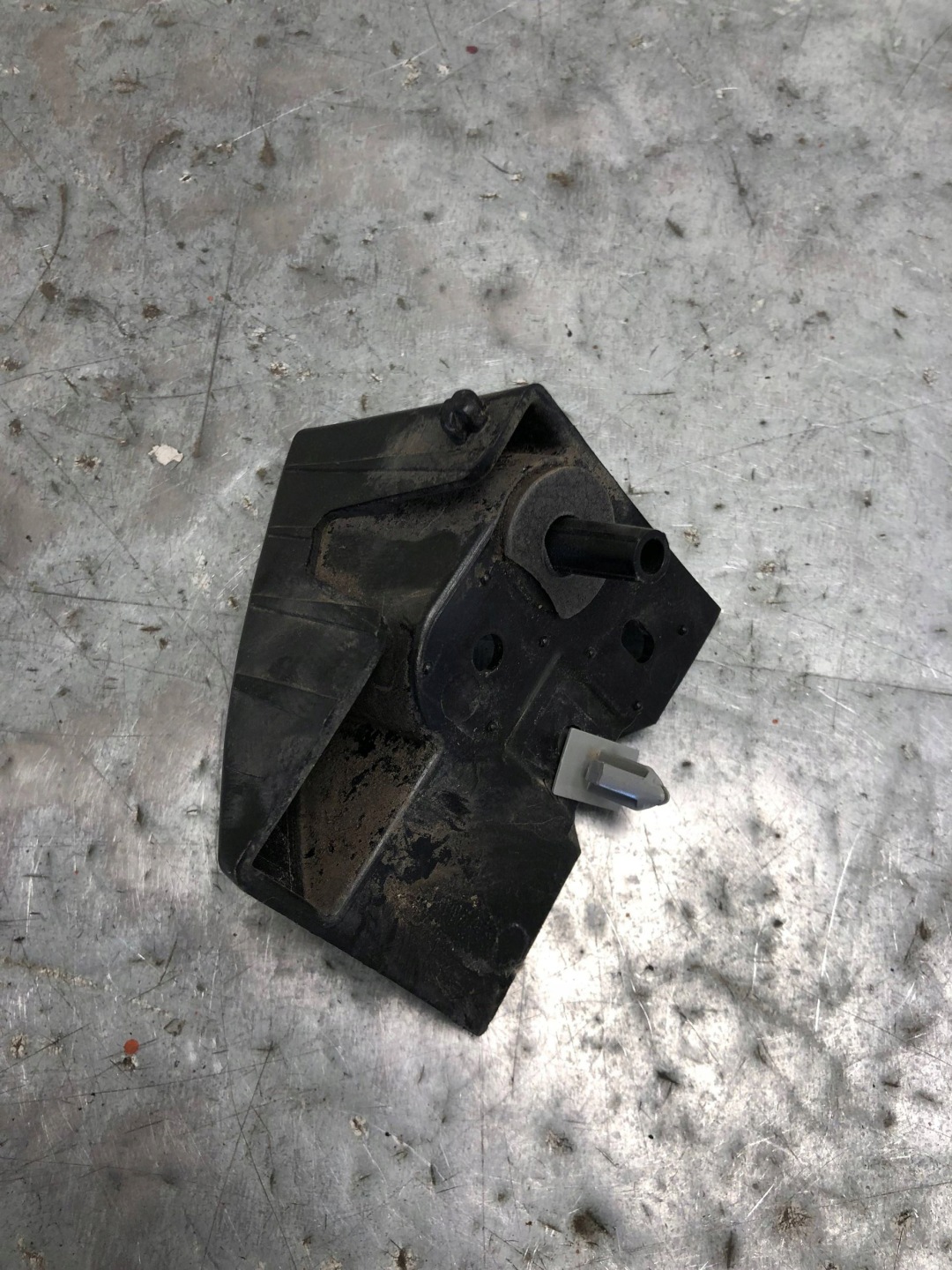 bumper bracket right rear part FORD KUGA MK2 LIFT GV44-17D948-A
