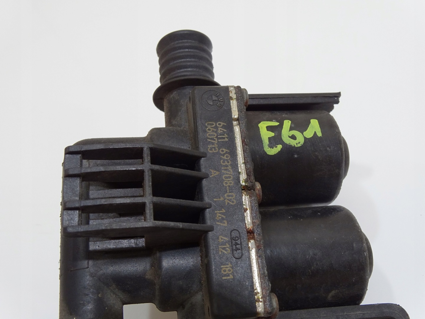 elektroventil vode BMW E60 E61 E63 OE 6931708 (4642777)
