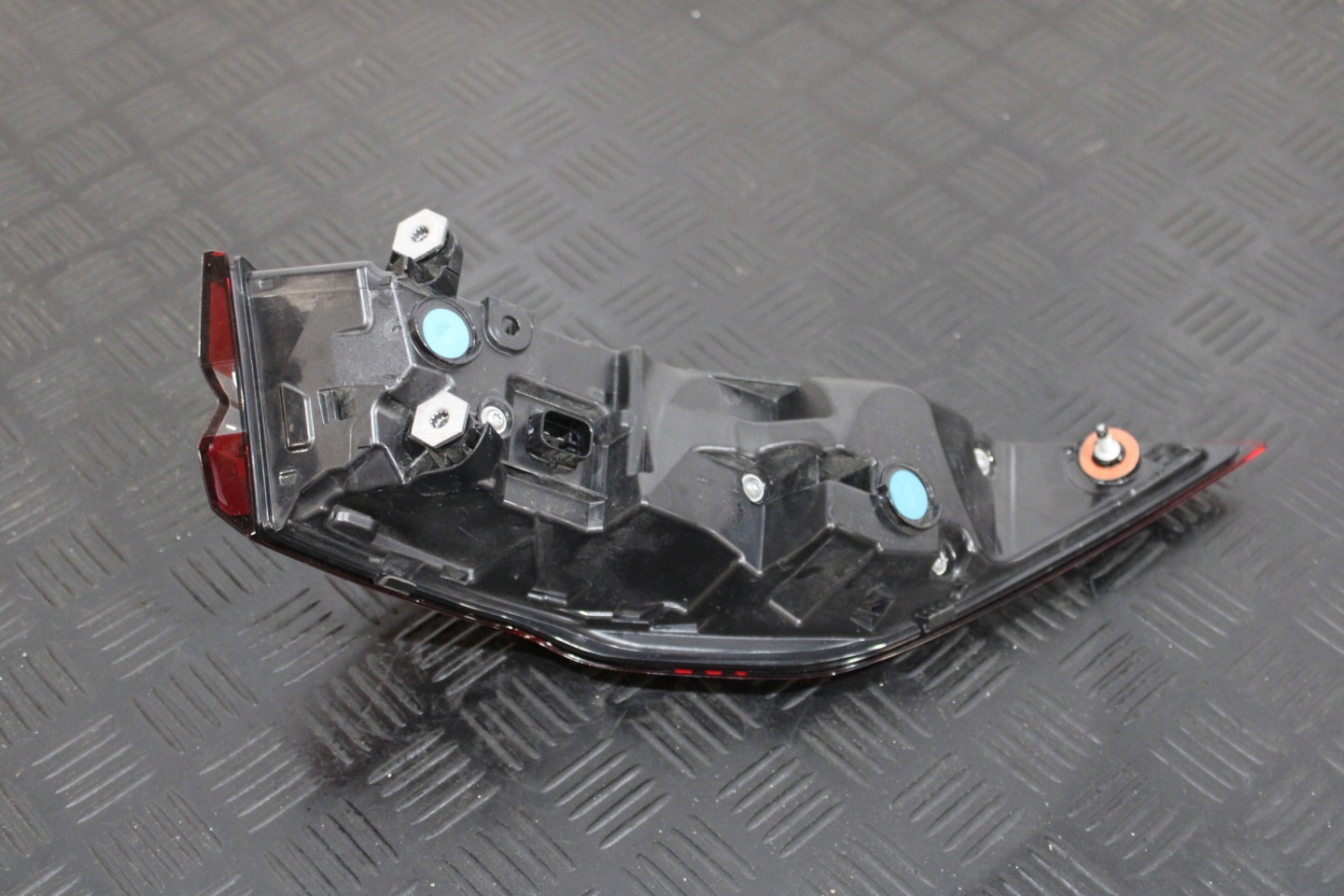 light right rear part 0F7D401 BMW 5 G60