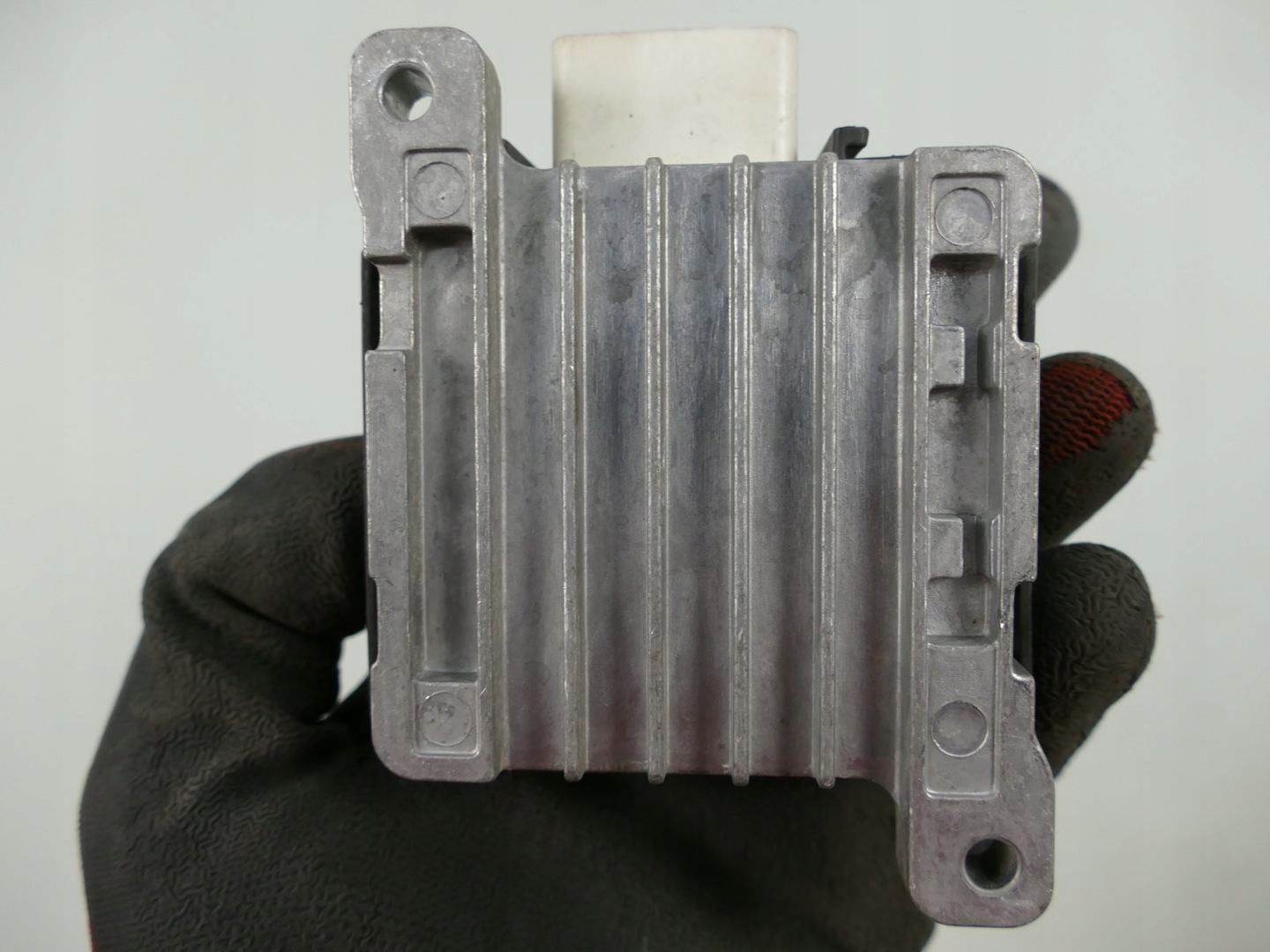 JAGUAR S-TYPE R 4.0K modulo POMPY carburante Centralina 2R8F9D372AA