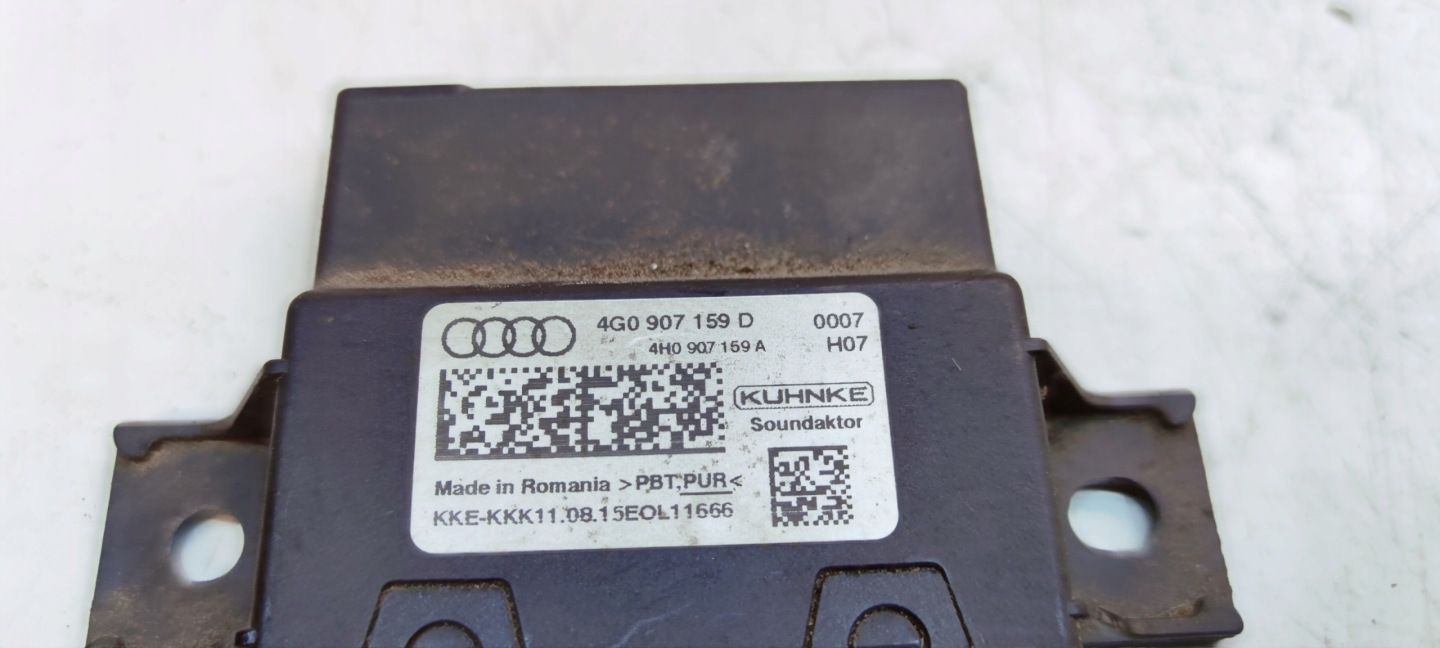 control unit DZWIEKU of the engine AUDI A6 C7 A7 4G0907159D