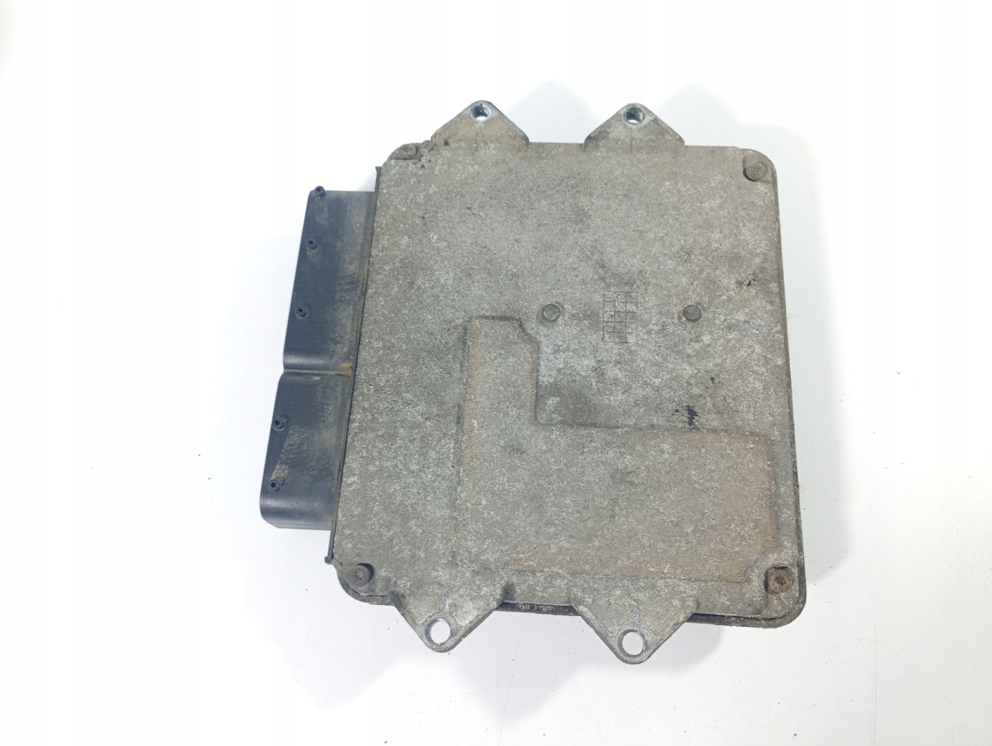 computer control unit of the engine OE 55195173AB Suzuki Swift 3 III 05-10