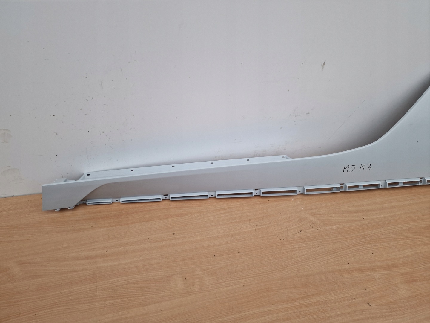 LAMBORGHINI AVENTADOR S left moulding threshold threshold