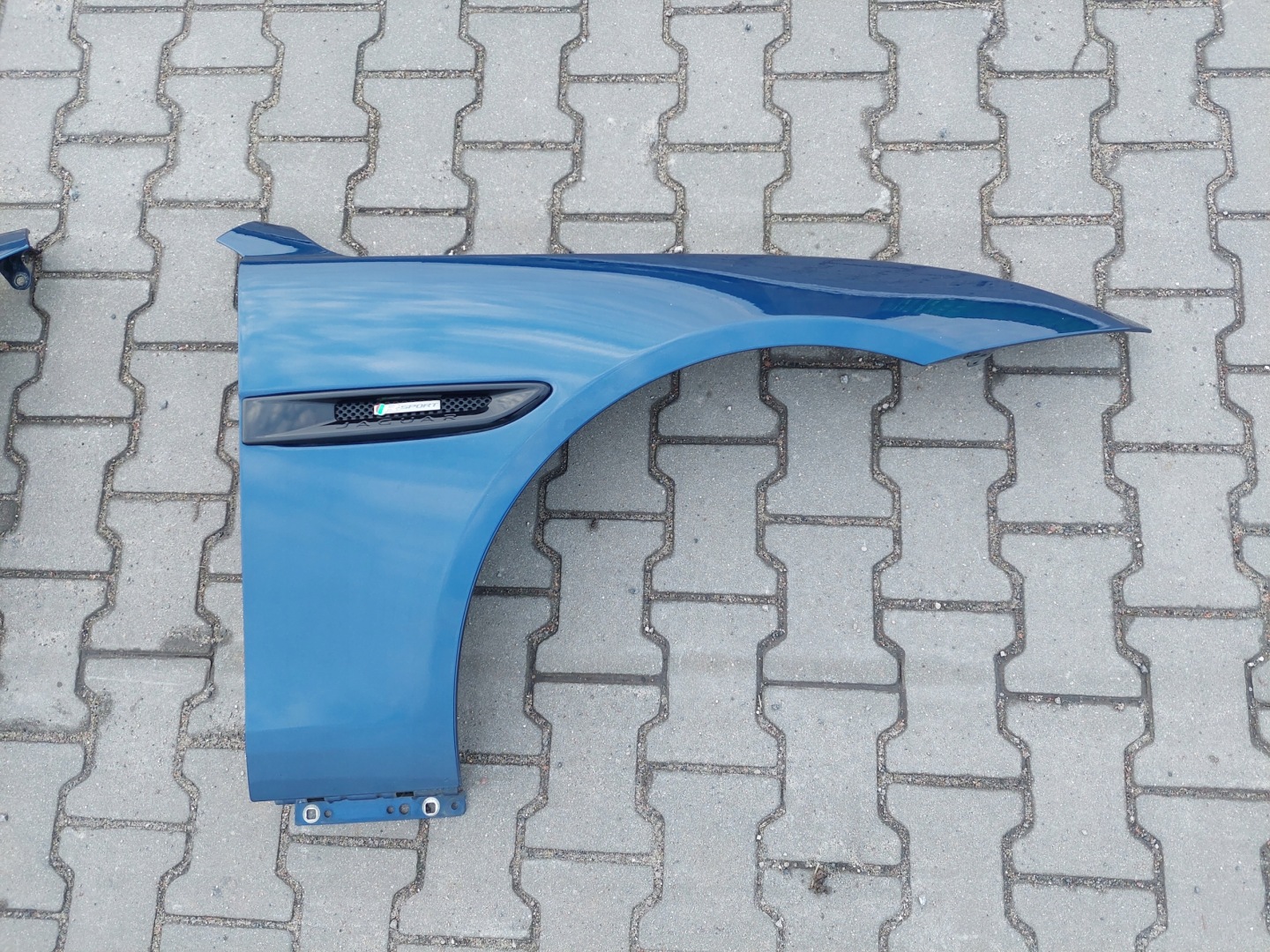 fender front front right R-SPORT JAGUAR XE X760 JAC