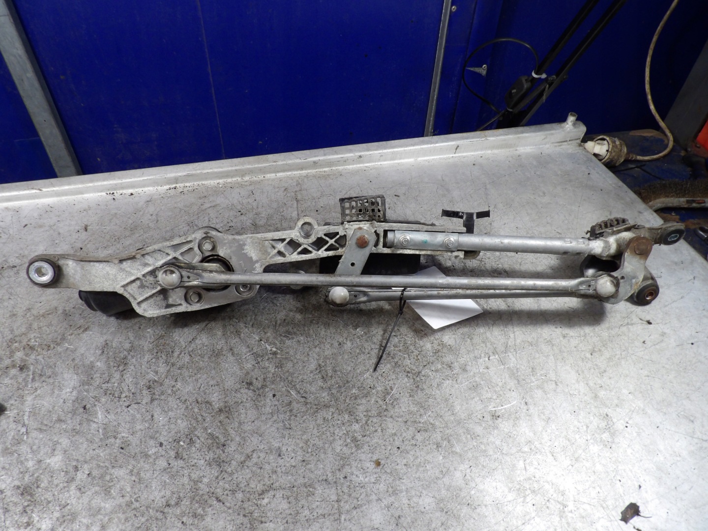 Mazda 2 wiper mechanism front LDF71