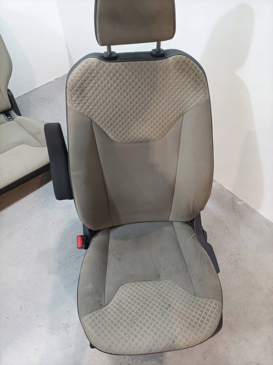 seats front rear part KOMPLET EU Ford Tourneo Courier and (2014- )