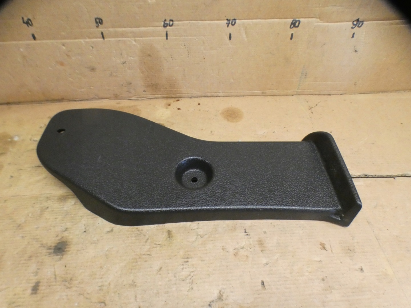 Dacia Dokker spoiler plastic cover SLUPKA pillar
