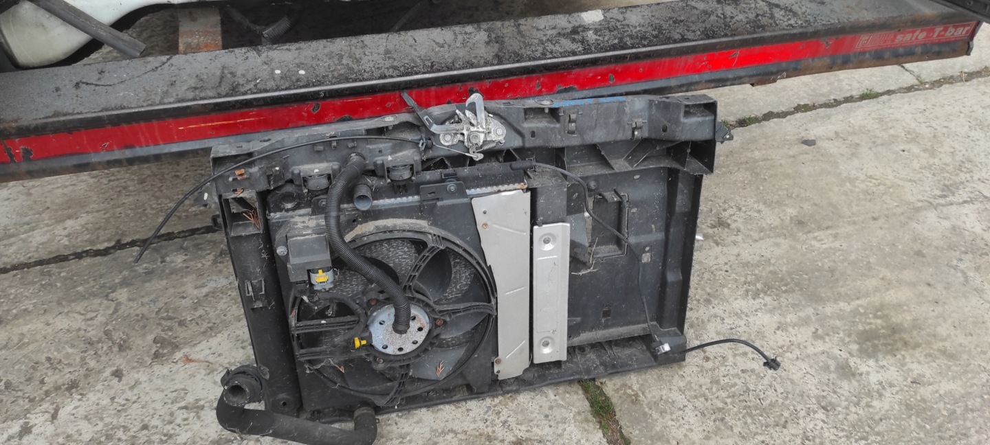 support panel for radiators pillar 9682586580 Peugeot 207 SW 1.4 petrol