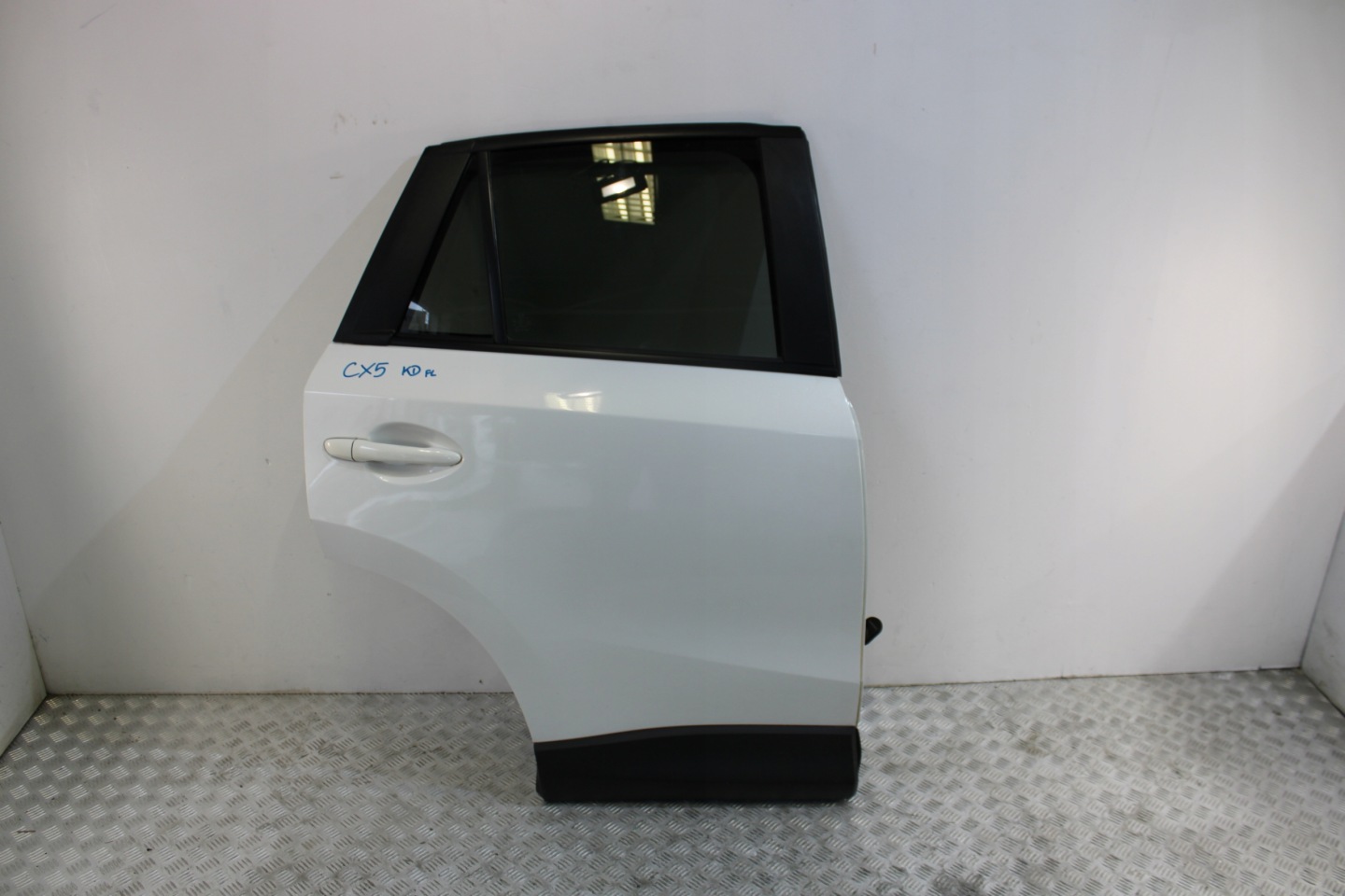 door right rear part right rear. MAZDA CX5 KD