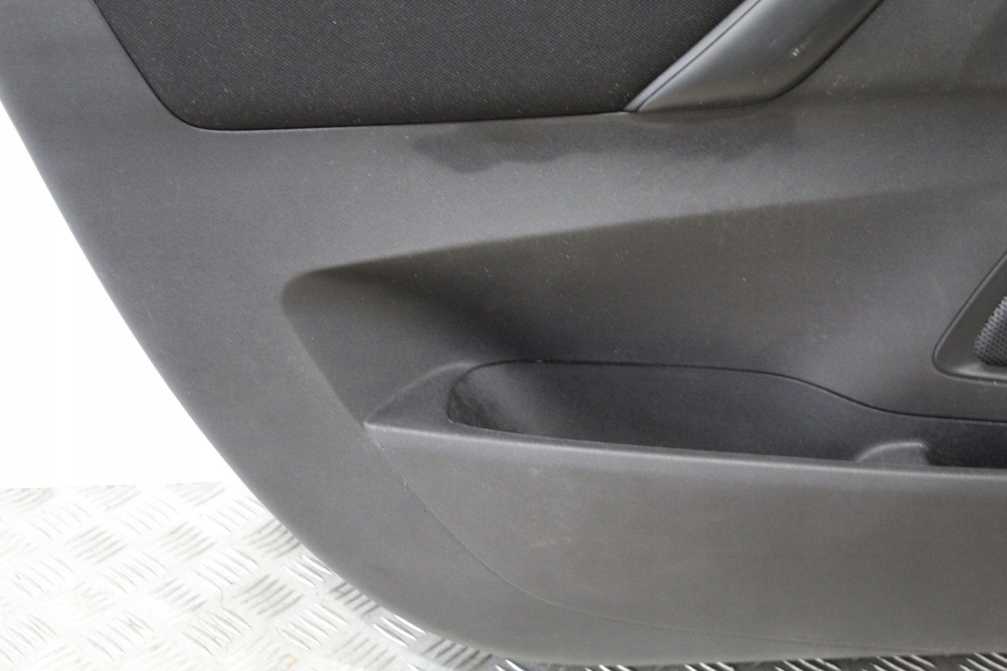 side door left rear part C4 GRAND PICASSO II 2