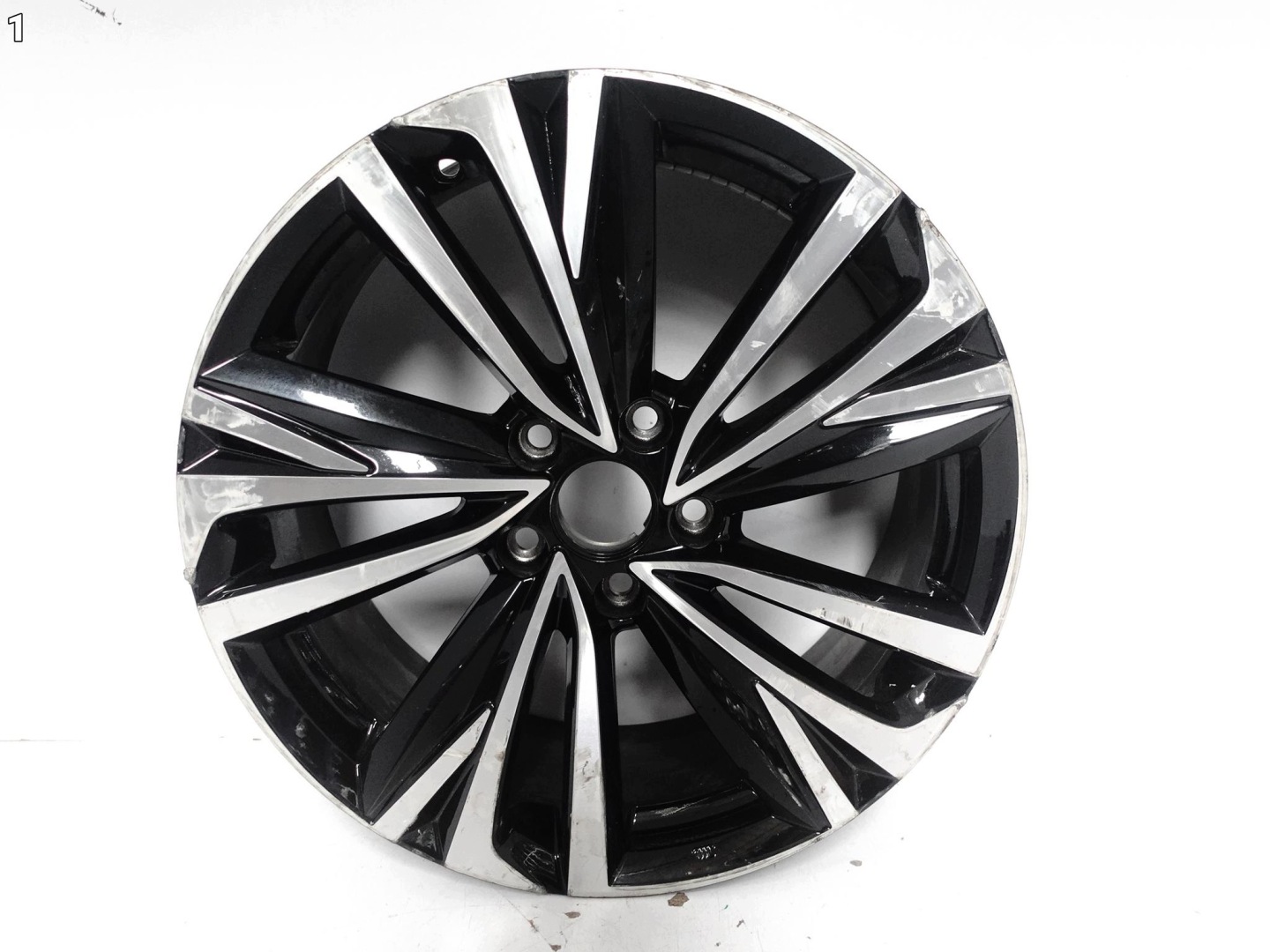 LEXUS LBX AY10 23- disk hliníkový disk 7Jx18 ET40 5x114,3