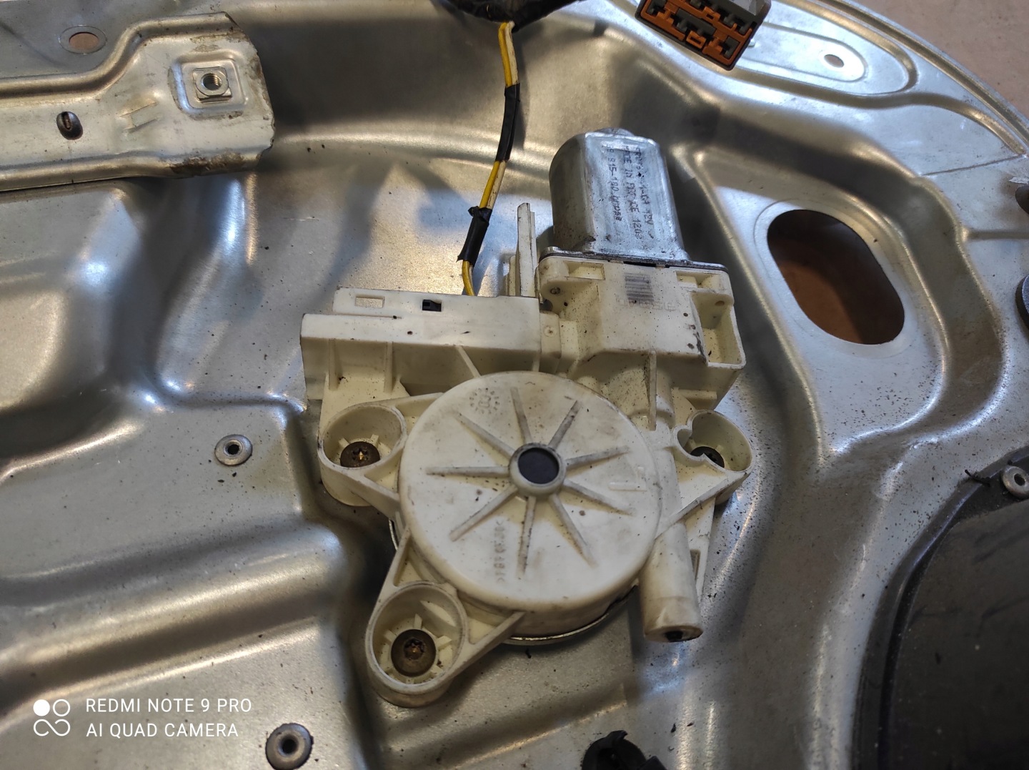 window regulator front left FORD FOCUS C-MAX