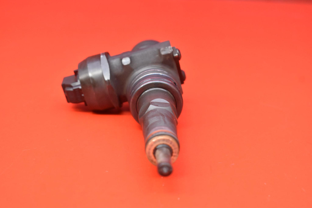 Einspritzdüse Einspritzdüse 038130073AS 0414720224 VW GOLF 5 V 2.0 SDI 75 KM 03-09