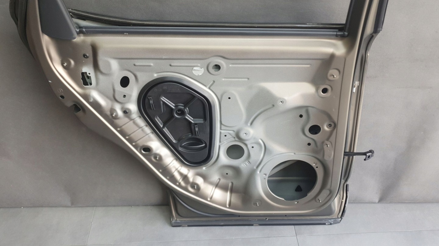 Cupra Formentor Tür links heck hinten 5FF833311 LS8A