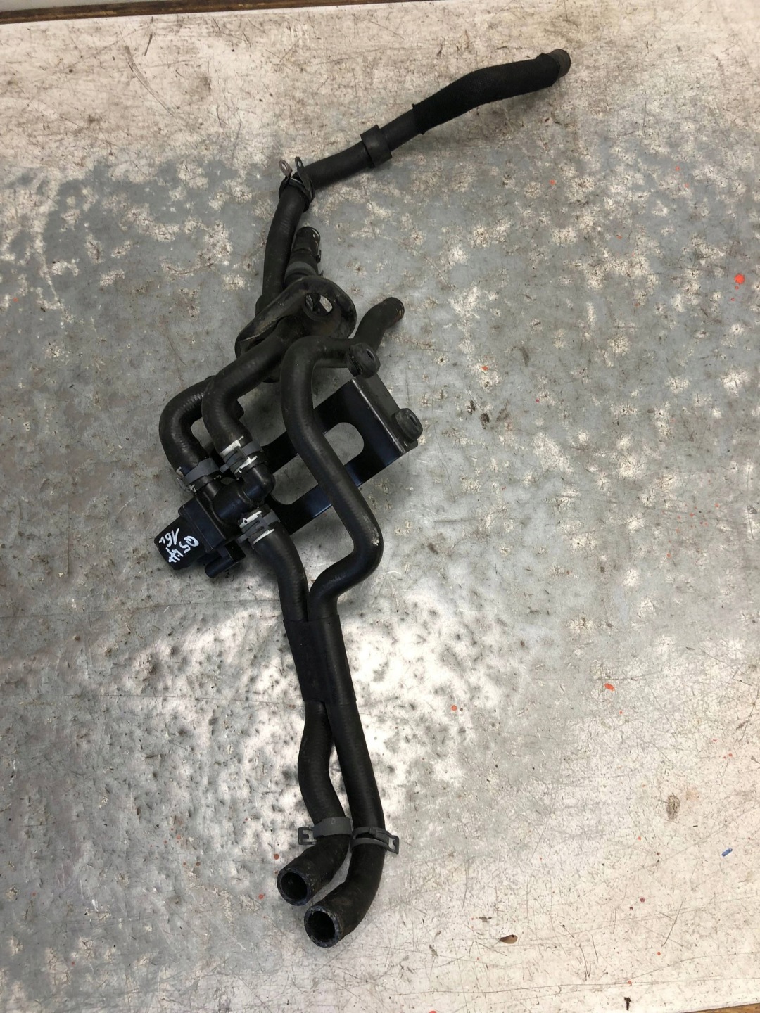 pumpa vode prijenos AUDI Q5 LIFT 8R0265348Q 8R0261153A