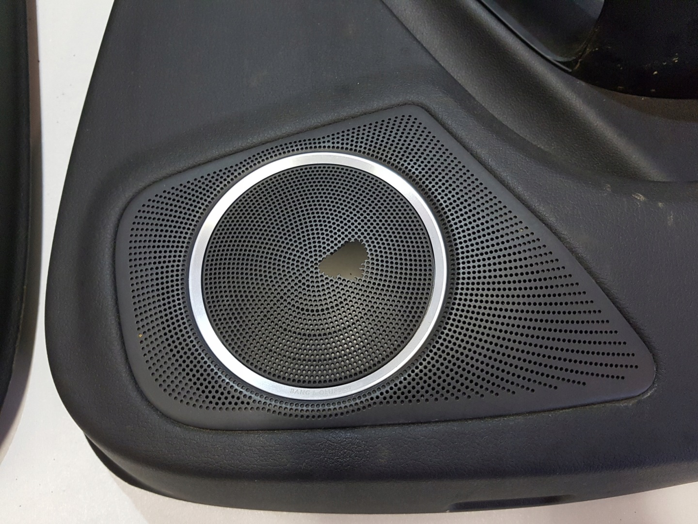 AUDI A5 8T8 LIFT upholstery side door rear part leather