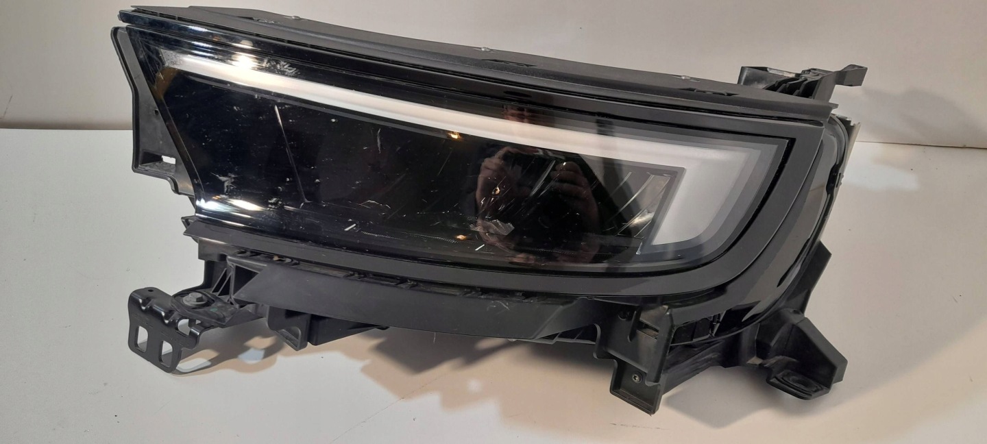 Opel Mokka B Reflektor light front left 9847939680 (R531)