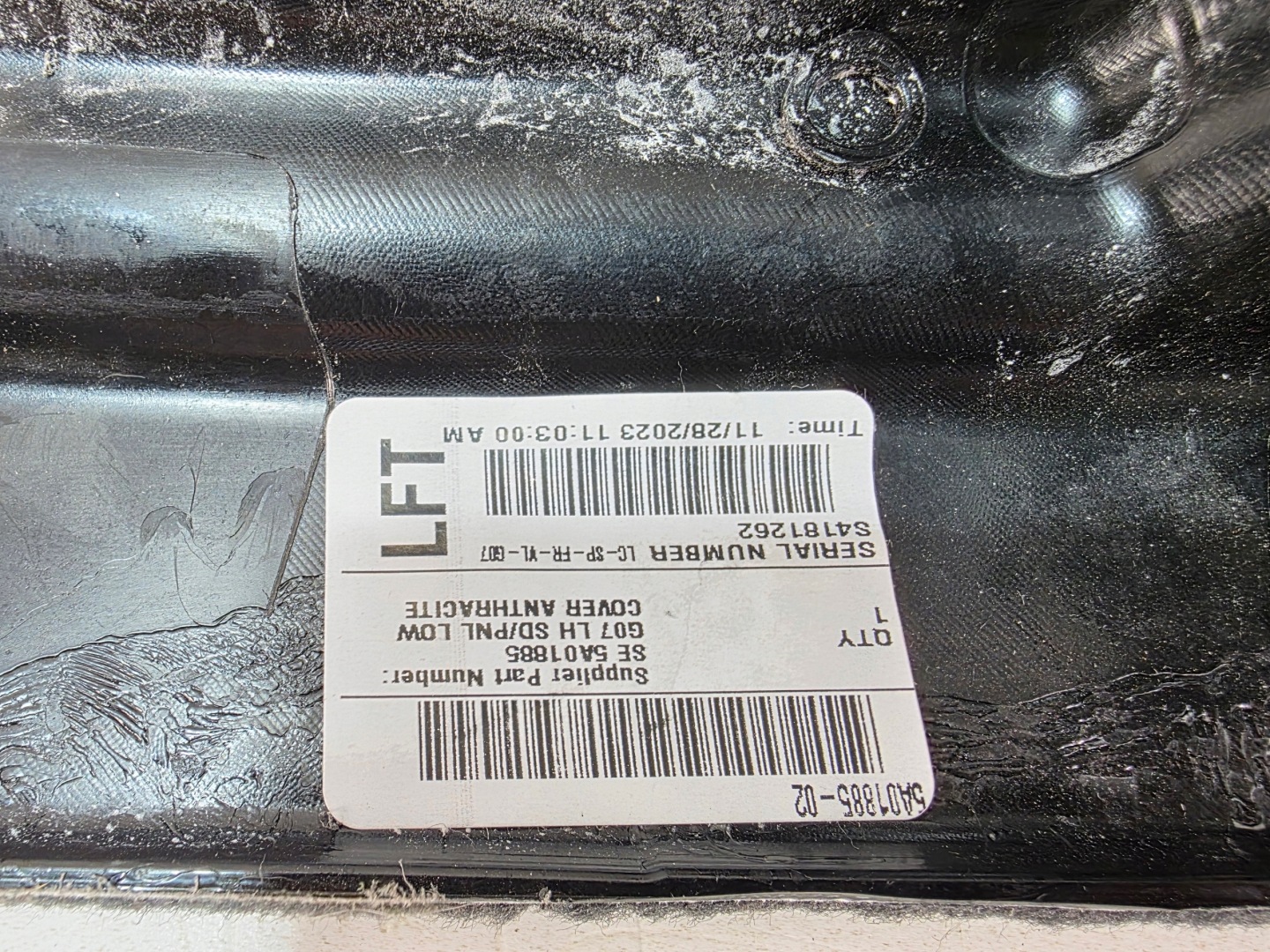 cover boot upholstery lower left BMW X7 G07 LCI 5A01885
