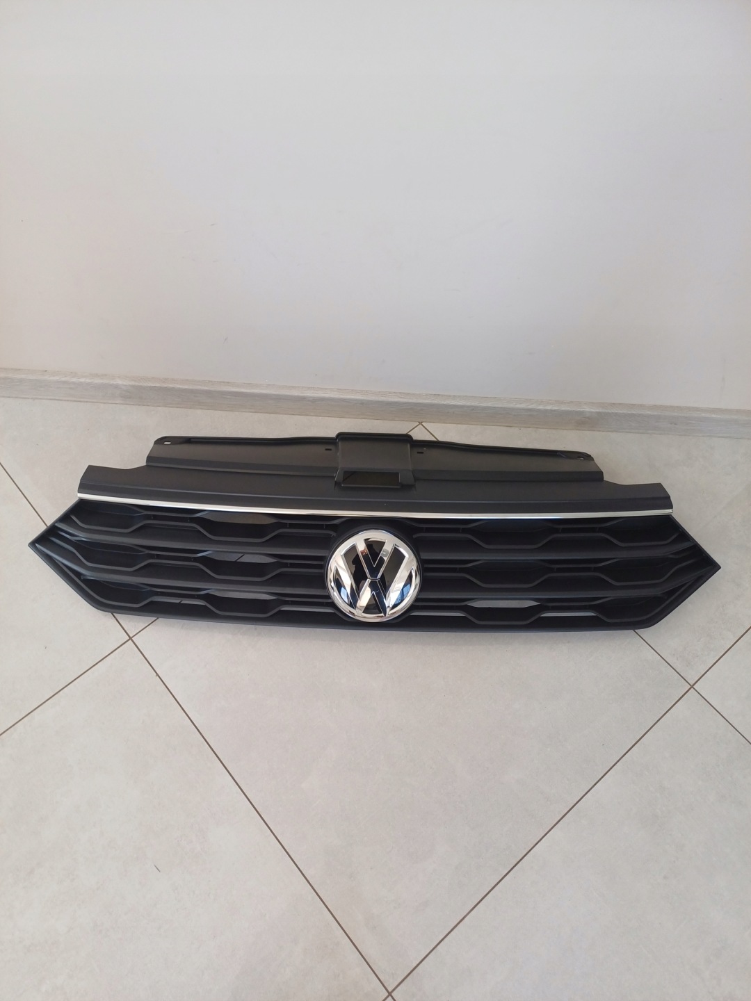 Grill VW T- ROC 2GA853651E 17R