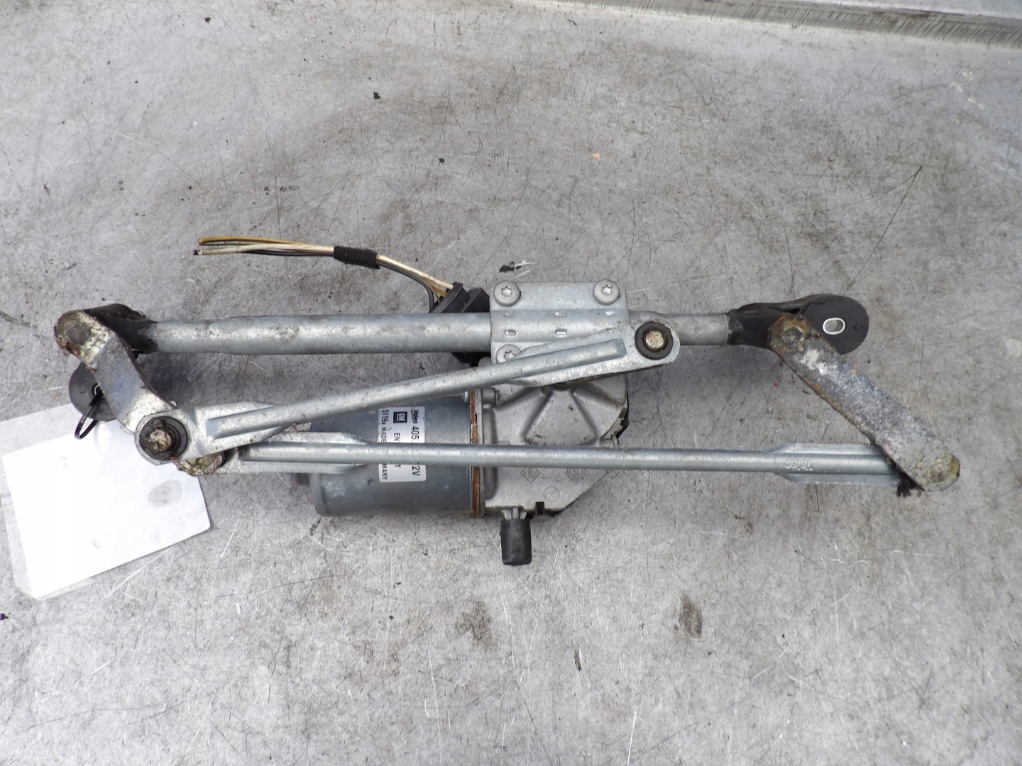 Opel Corsa D wiper mechanism front 13182342 367546129