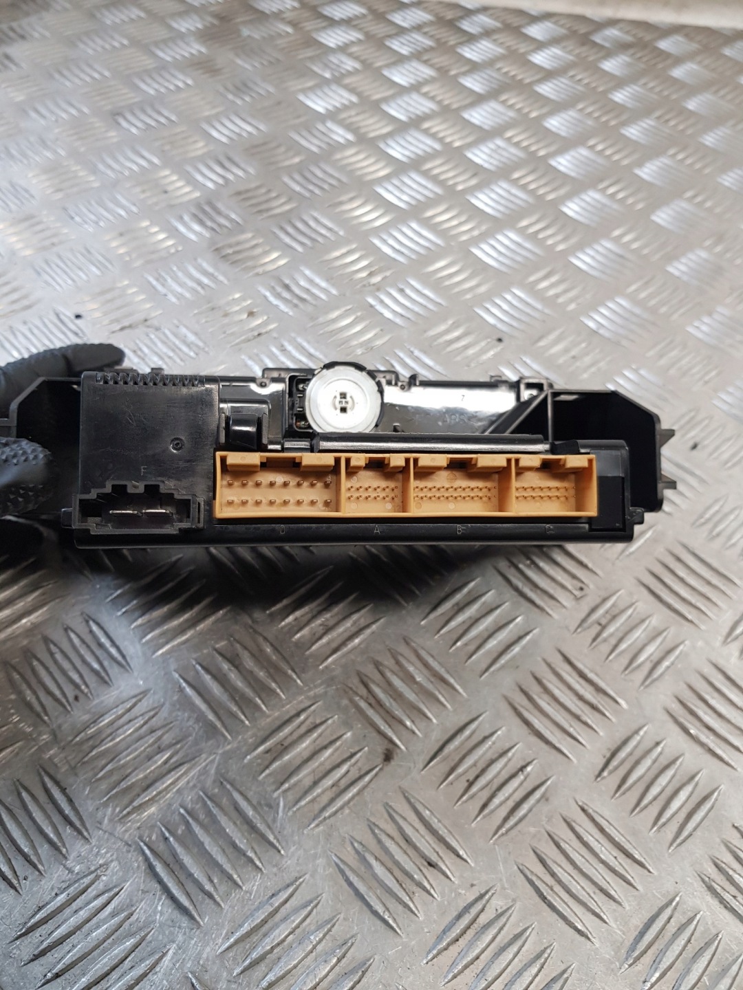 PANEL NAIWEWU klimaanlage 8D0820043M AUDI A4 B5
