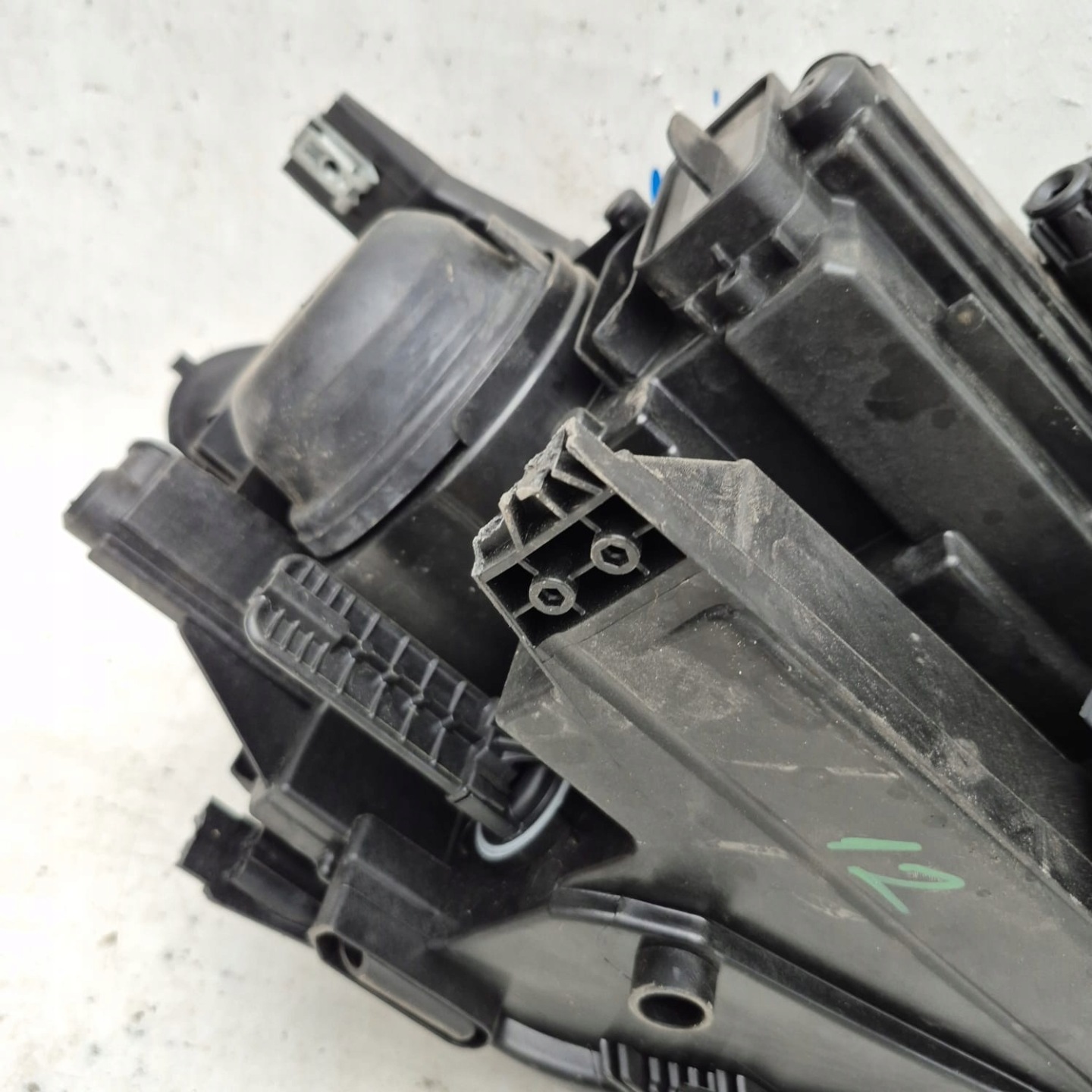 VW TOURAN 5TA 5TB 15- light left front front ZWYKLA 5TB941005C