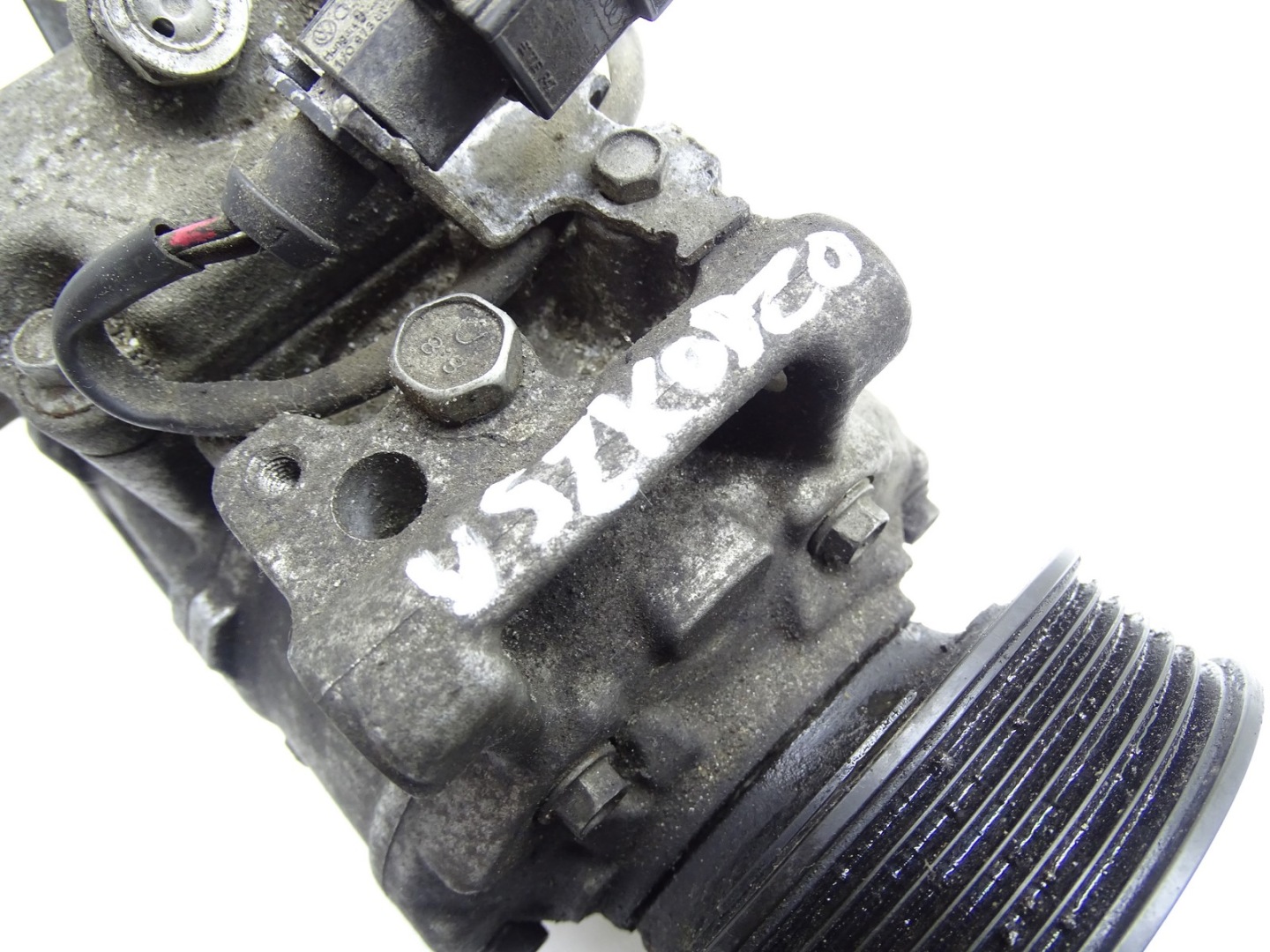compressor; compressor of the air conditioning AUDI A8 D4 4H 3.0 TDI 4H0260805E