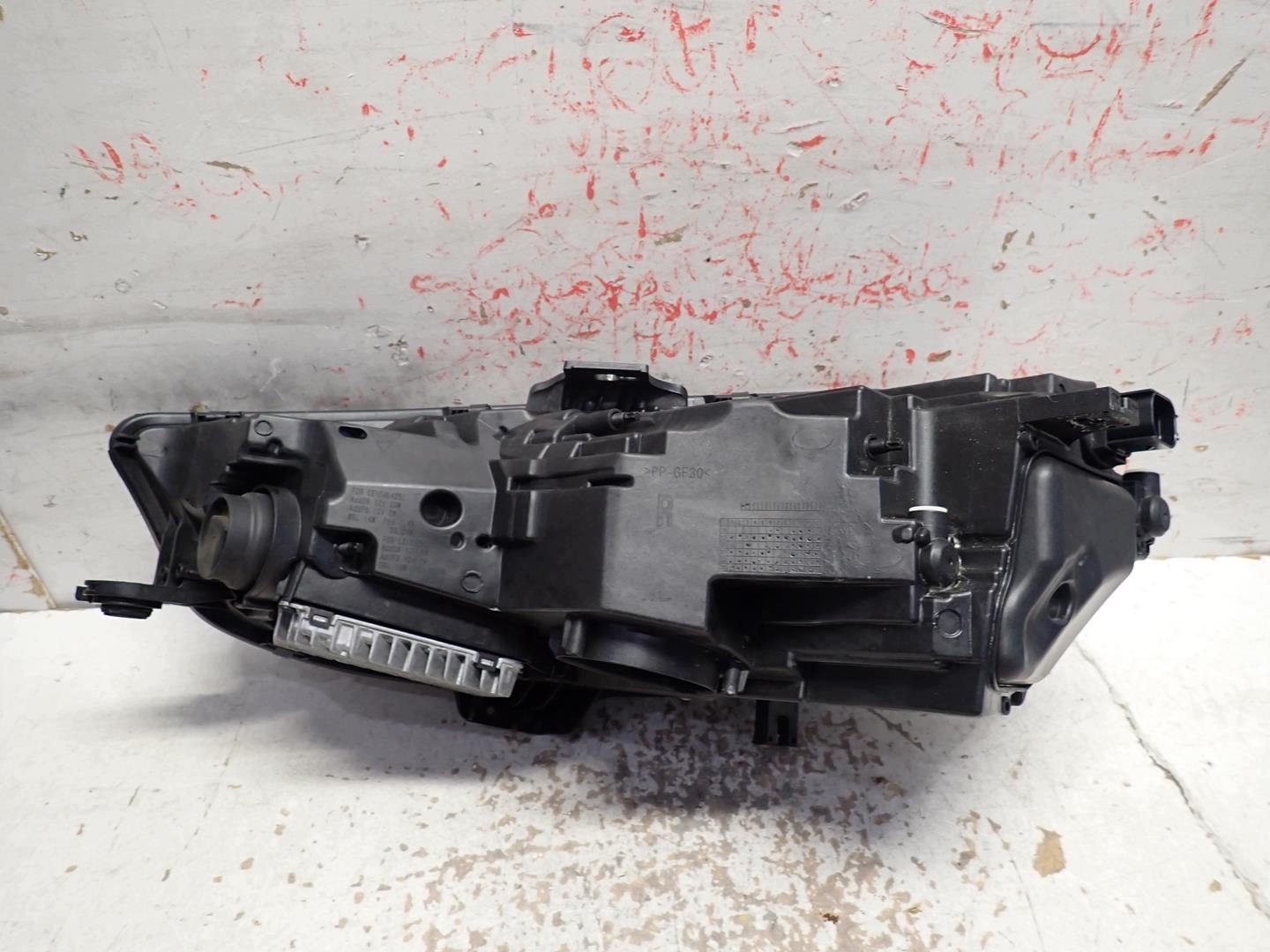light front front right AUDI A4 B9 LIFT 2019- FULL LED MATRIX 8W0941036E