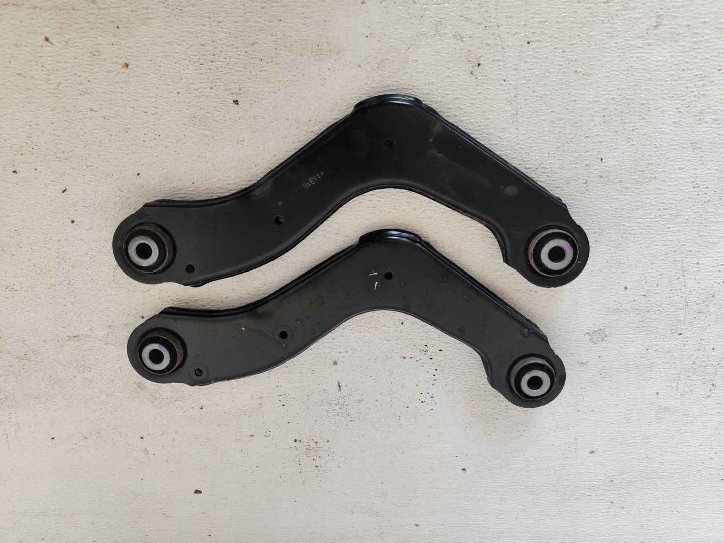 VOLVO XC40 2018 2.0T T5 arm rear left right 32221134