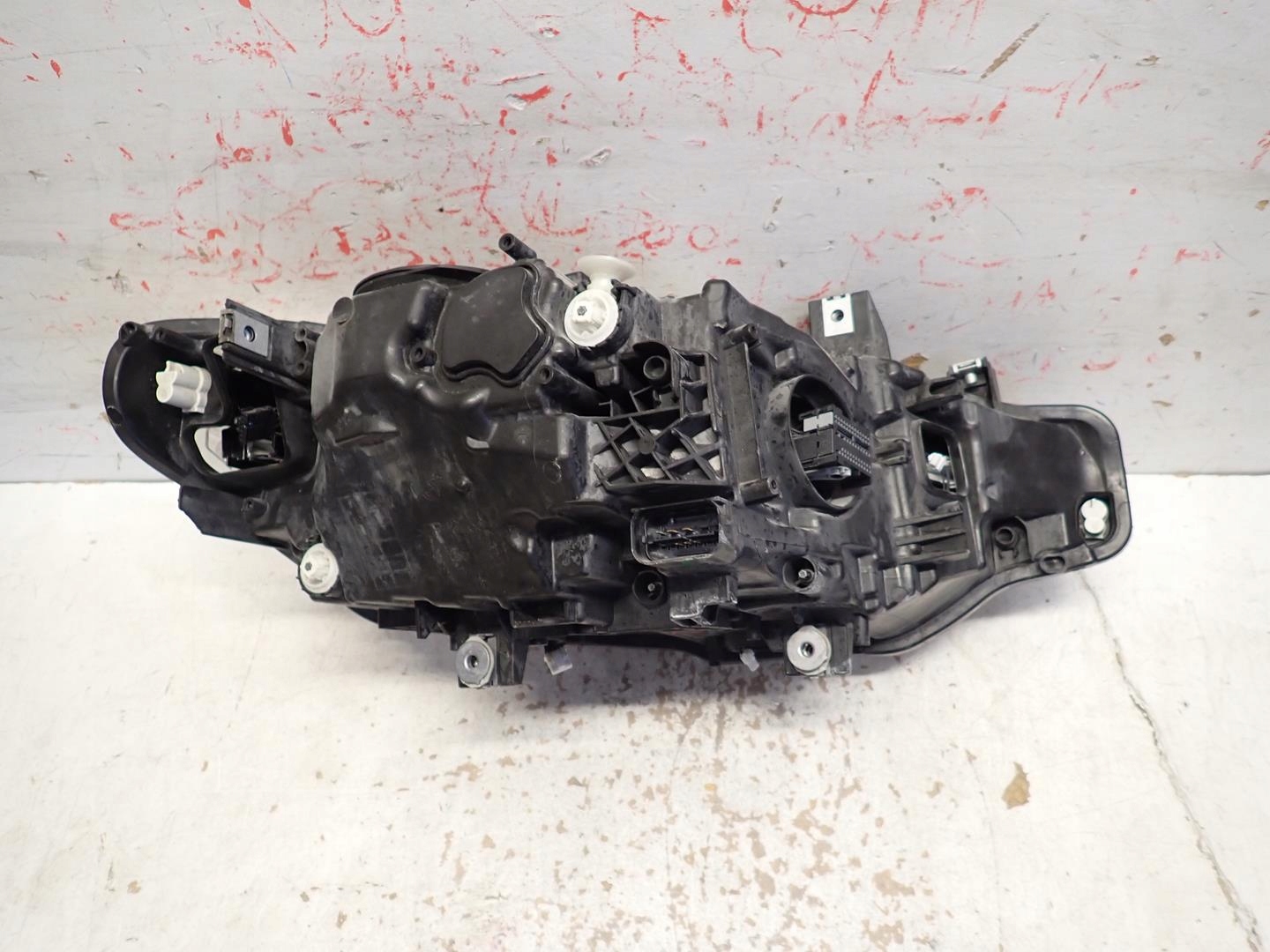 light front front left BMW 3 F30 F31 LIFT 2015- FULL LED 8738711