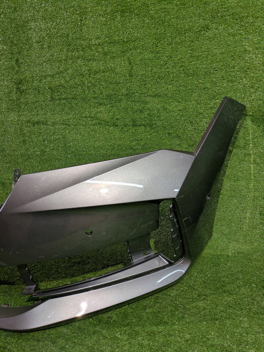 Frontstoßstange vorne SKODA SUPERB IV NR.Z7694
