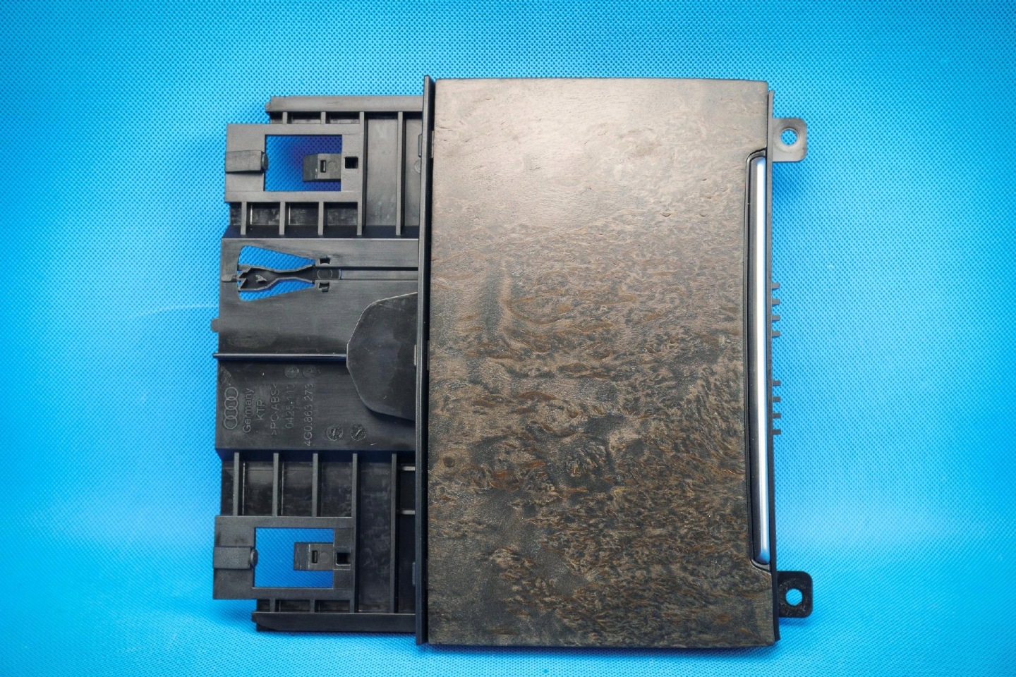 moulding dekor passenger compartments Audi A6 S6 A7 4G0863440BE ND8