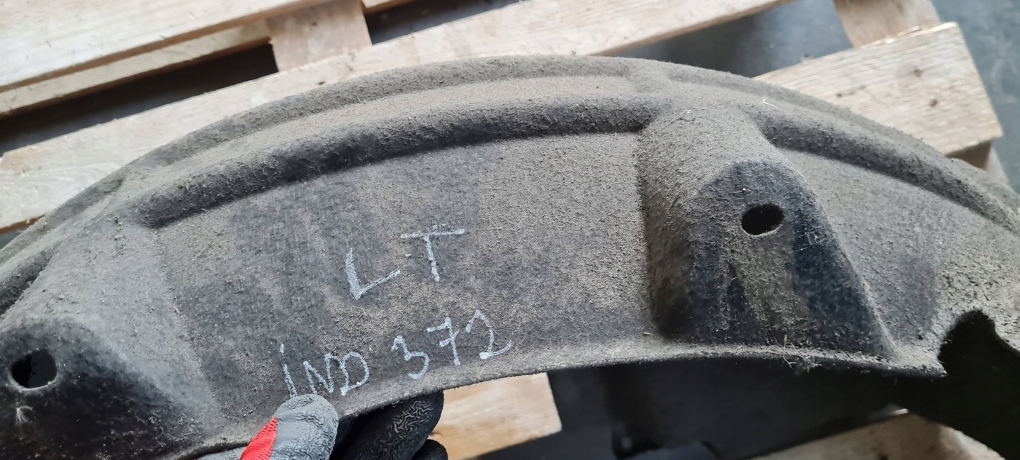 Q5 8R mudguard left left rear part MATERIAL 8R0810171D
